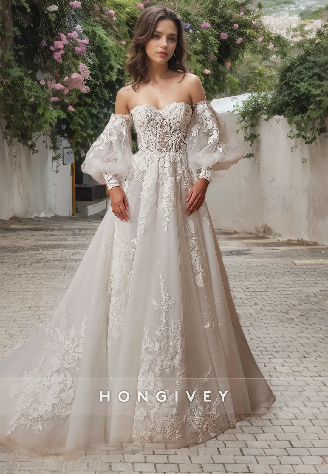 A-Line Sweetheart Long Sleeve Lace Applique Tulle Wedding Dress