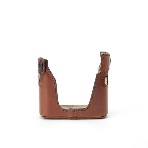 Artisan & Artist LMBM-BRN Leather Half Case (Brown)