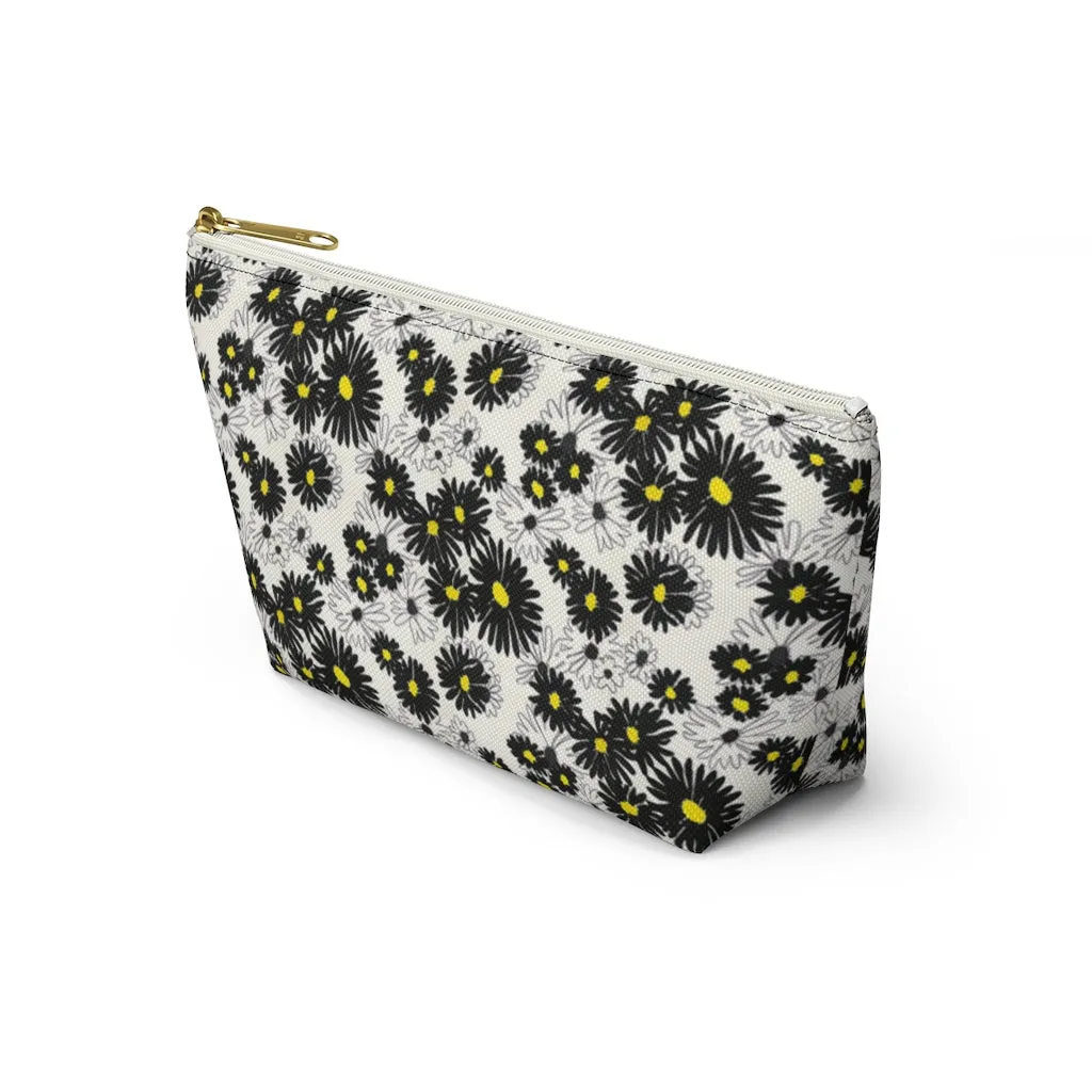 Daisy Accessory Pouch w T-bottom