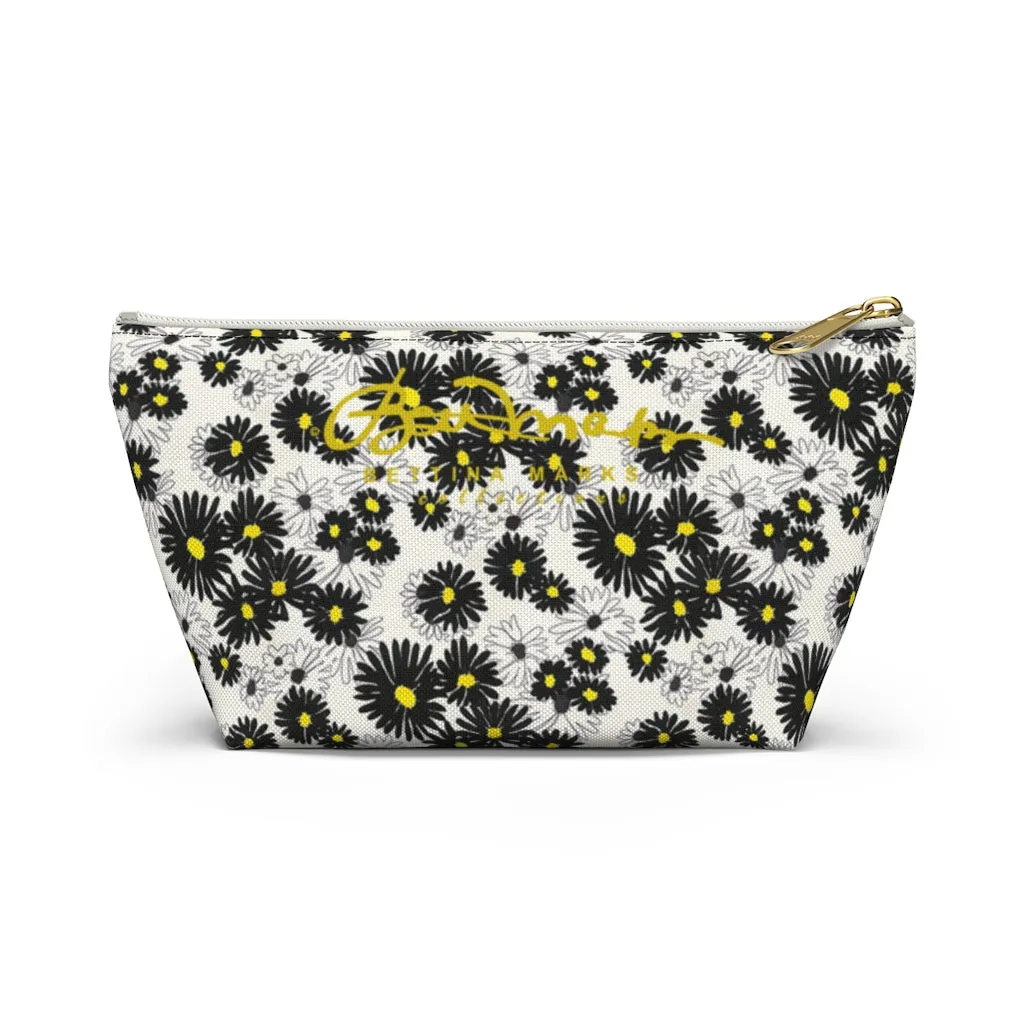 Daisy Accessory Pouch w T-bottom