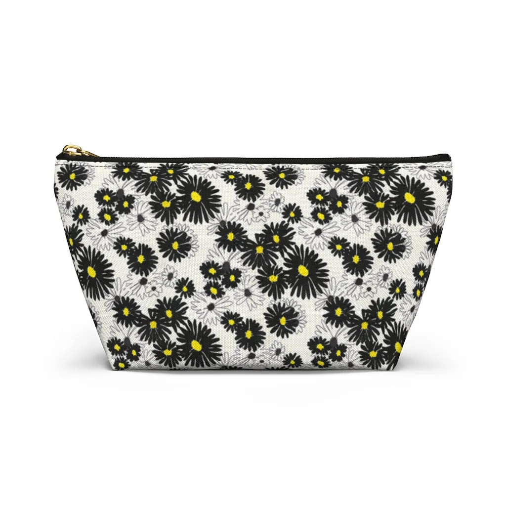 Daisy Accessory Pouch w T-bottom