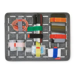 Kikkerland Felt Organizer